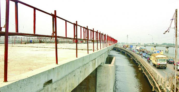 Second bridge over the Wouri